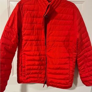 GAP red puffer coat